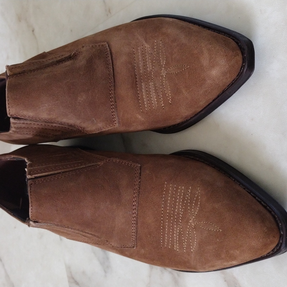 Acme ankle boots. - Picture 7 of 15